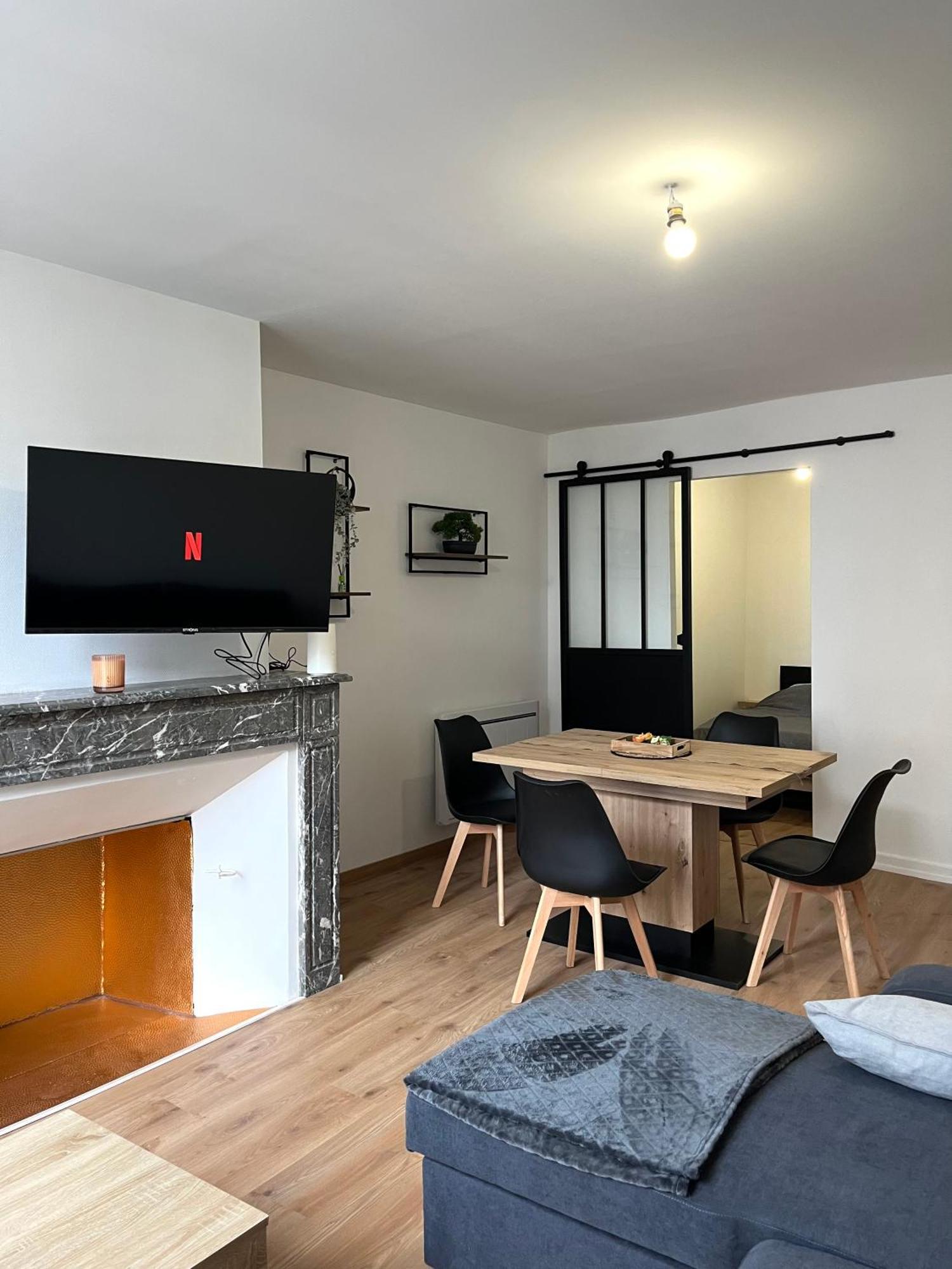 Appartement Chic & Elegant Saint-Dizier Bagian luar foto